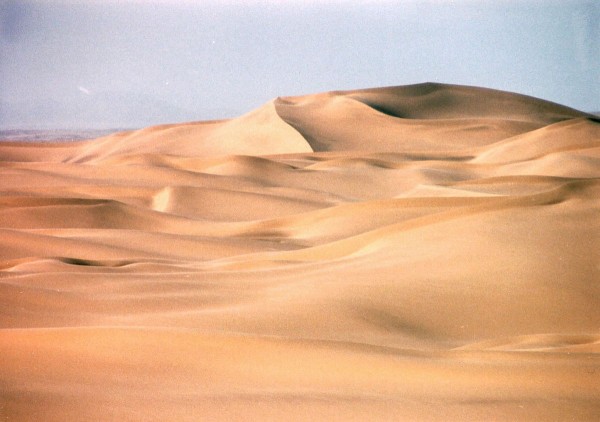 1200px-Namib_desert_dunes.jpg